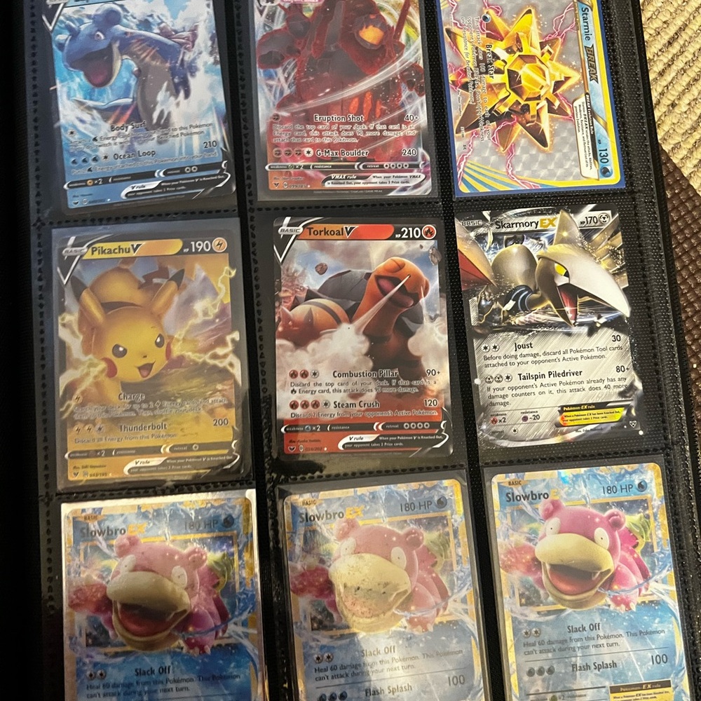 Pokémon Collection - Picture 10 of 11